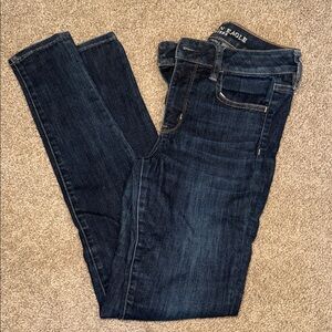 American Eagle Outfitters Women's  Skinny Jeans size 4 long Super super stretch